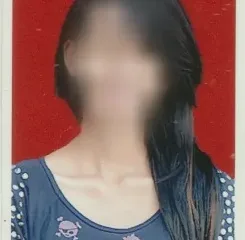 Camilla, 35
