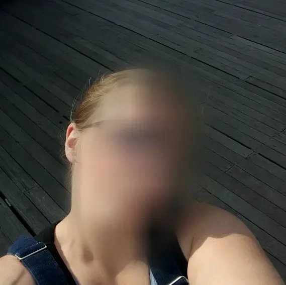 Cecilia, 32