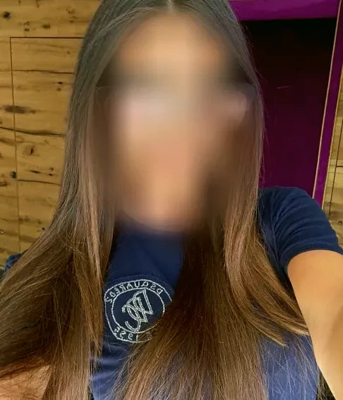 Elli, 38