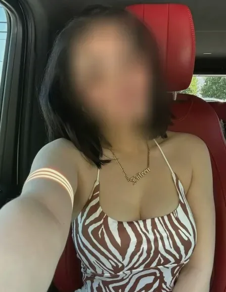Fatima, 27