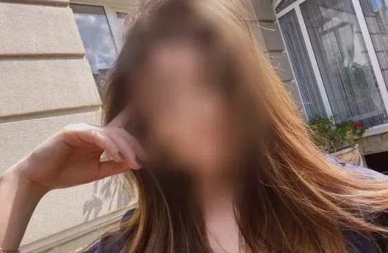 Karoliina, 19