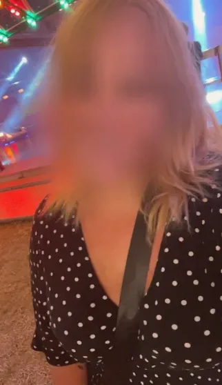 Karoliina, 28