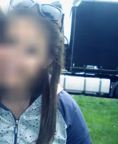 Katri, 28