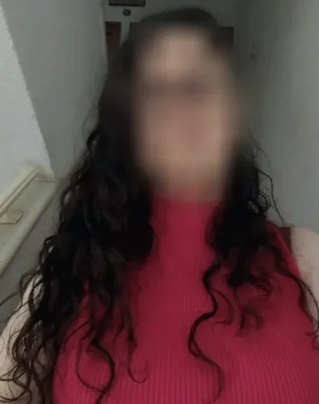 Paula, 34