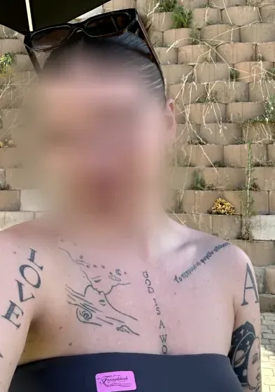 Tiia, 29